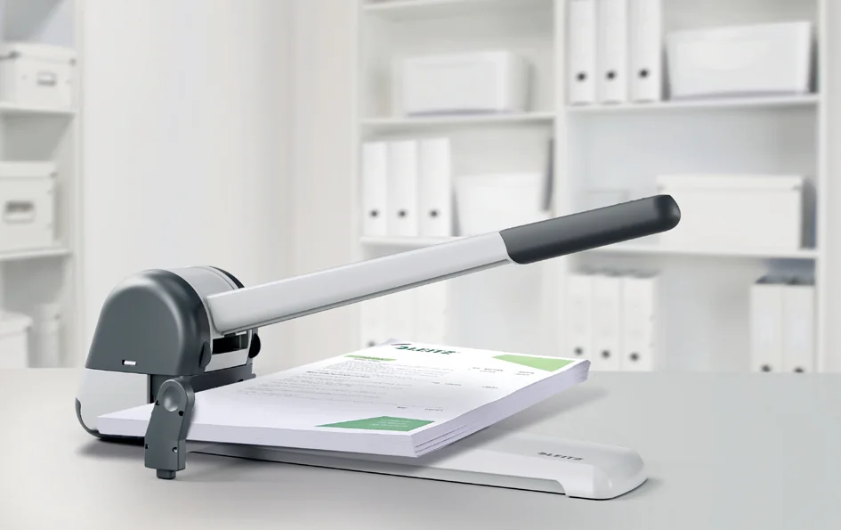 LEITZ Couvercle en plastique pour Superlocher 5182, noir - OEM 5164-00-00 – Image 3
