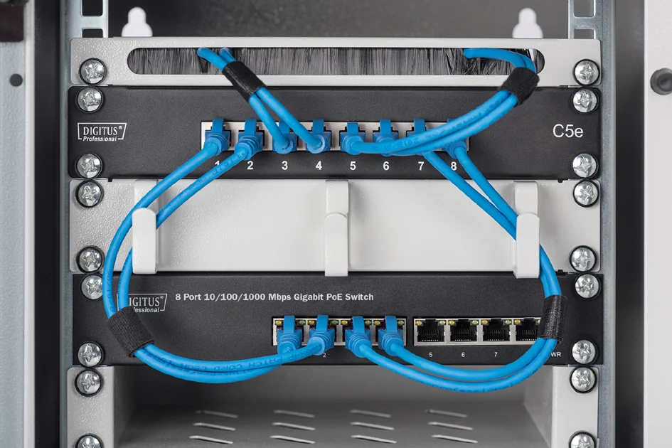 DIGITUS Switch 10' Gigabit Ethernet PoE, 8 ports - OEM DN-95317