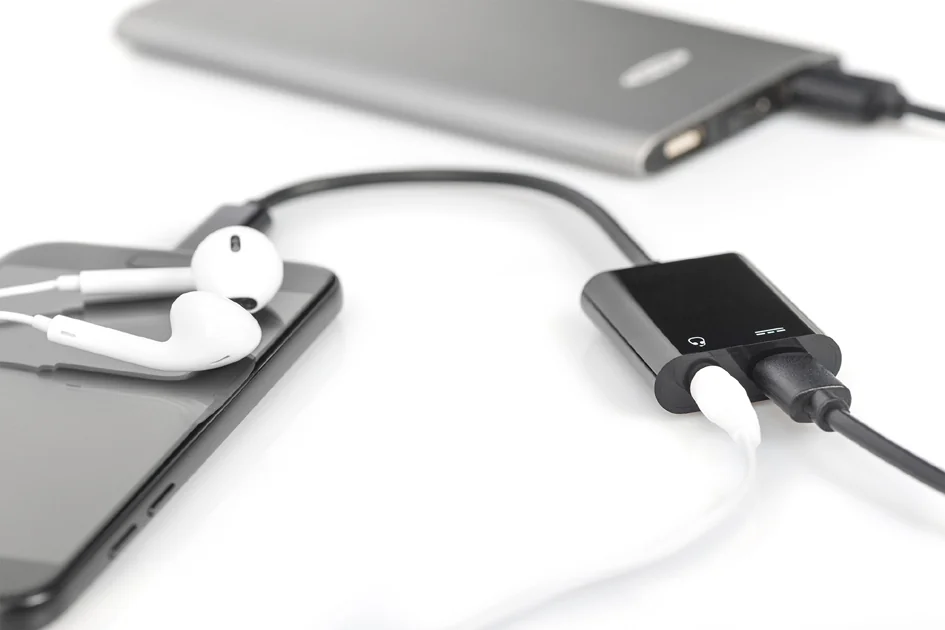 DIGITUS Câble répartiteur USB, USB-C + jack 3,5 mm, 0,2 m - OEM AK-300400-002-S