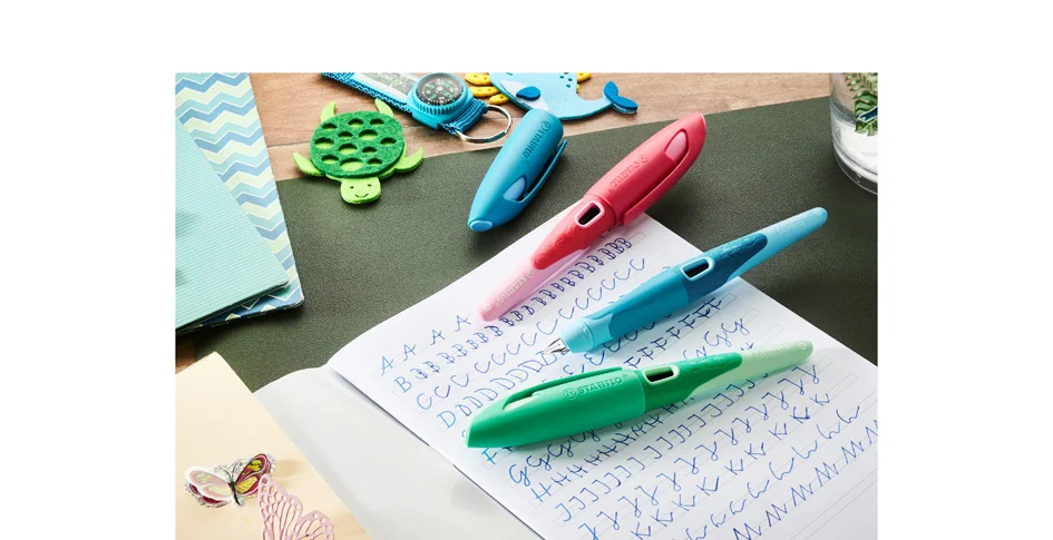 STABILO Stylo plume EASYbirdy 3D Wildlife, M, présentoir - OEM 5010/16-4